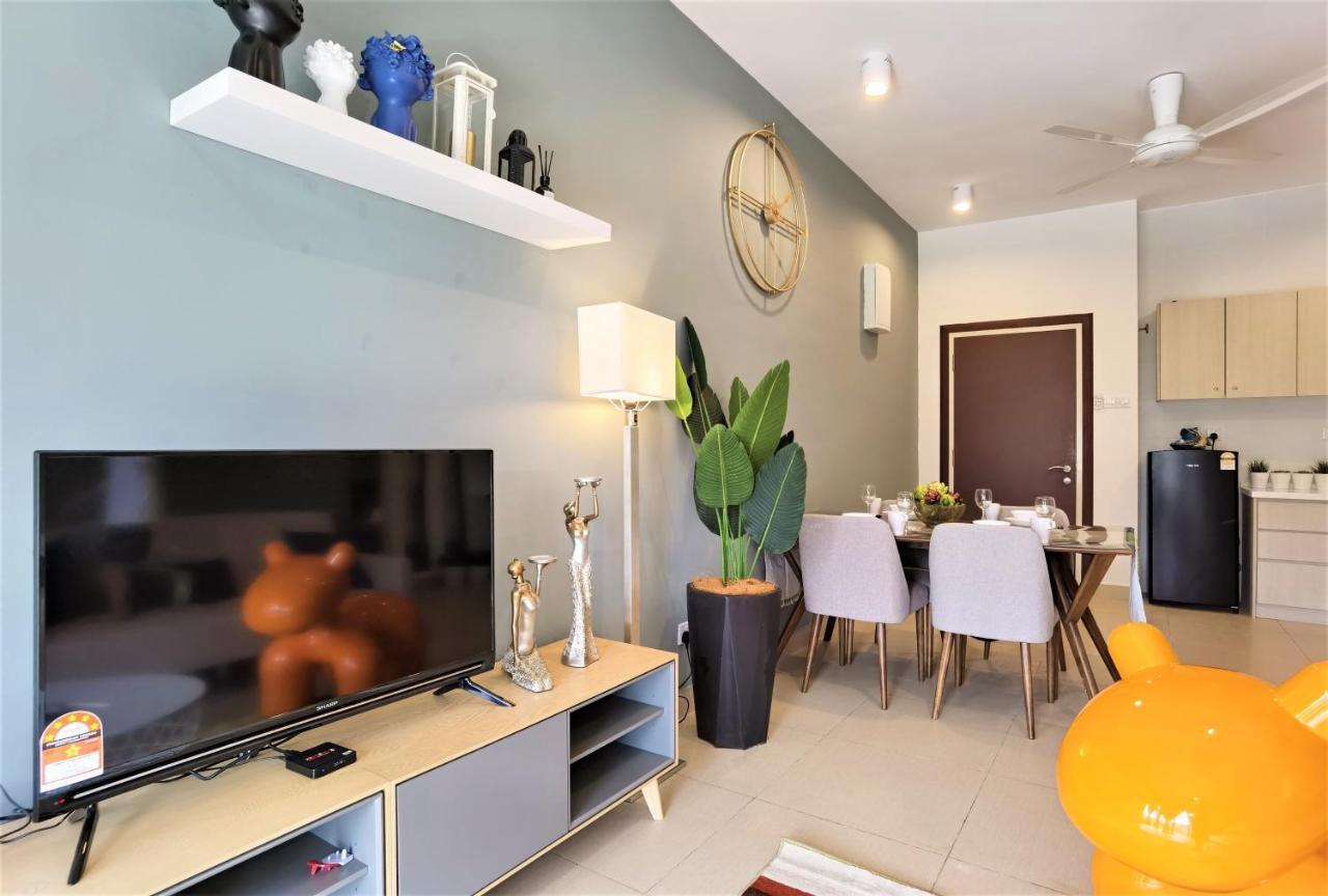 شقة Tropical Houz@Midhill مرتفعات جنتنغ المظهر الخارجي الصورة